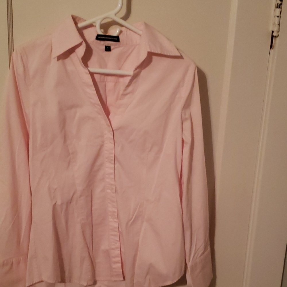 Button down - Picture 2 of 3